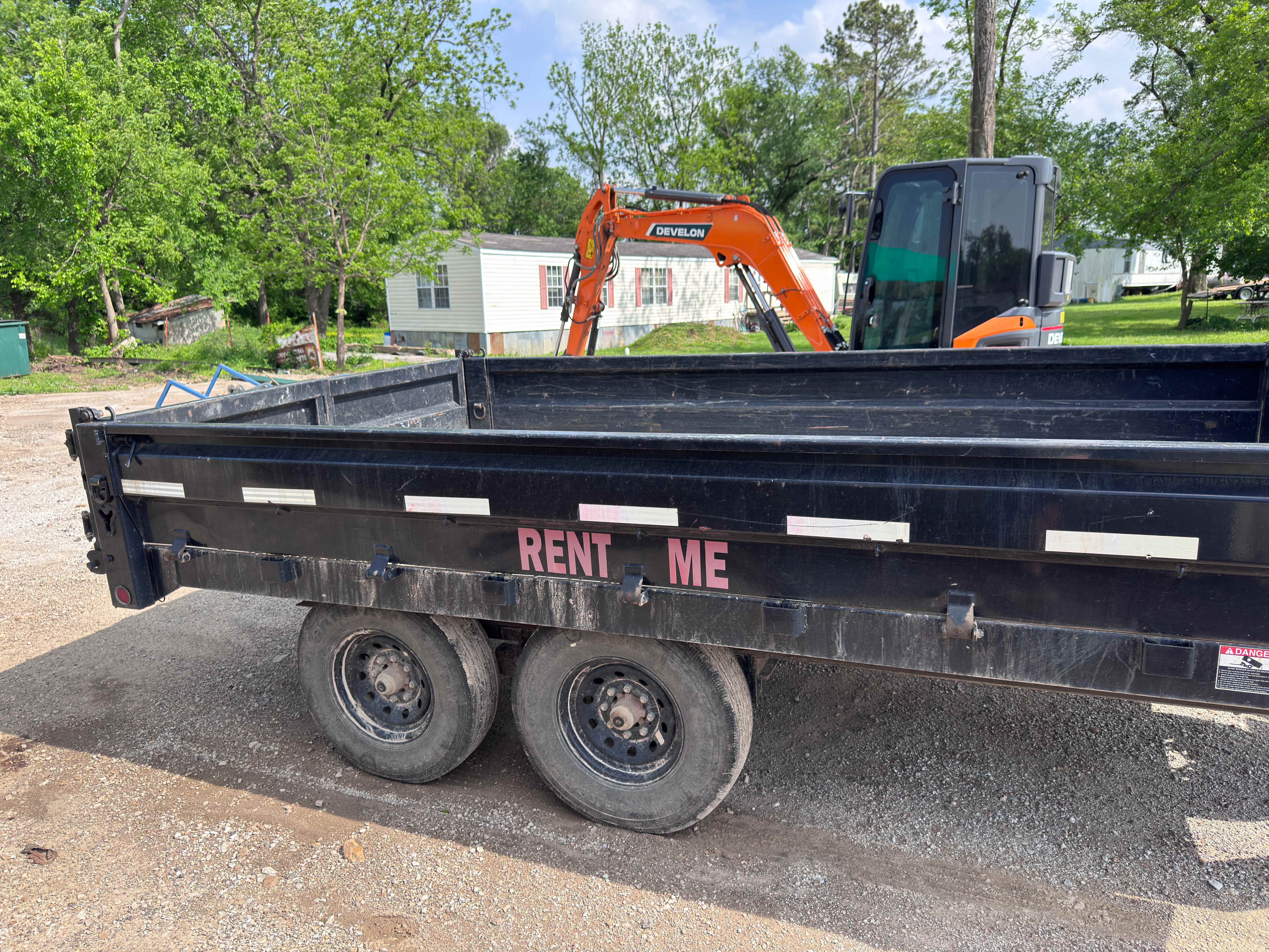 102" x 14' Dump Trailer view 2
